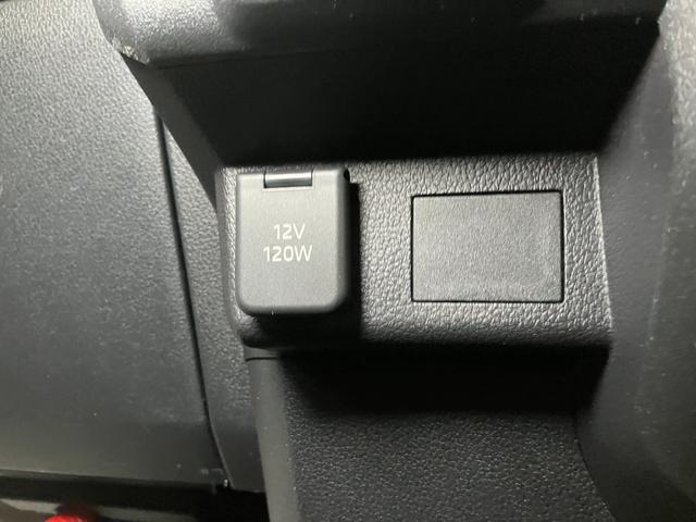 ハイゼットカーゴDXサポカーSワイド適合 ラジオ エアコン アクセサリーソケット コーナーセンサー アイドリングストップ 光軸調整ダイヤル 横滑り防止機能 誤発進抑制機能 パワーウインドウ キーレス(神奈川県)の中古車