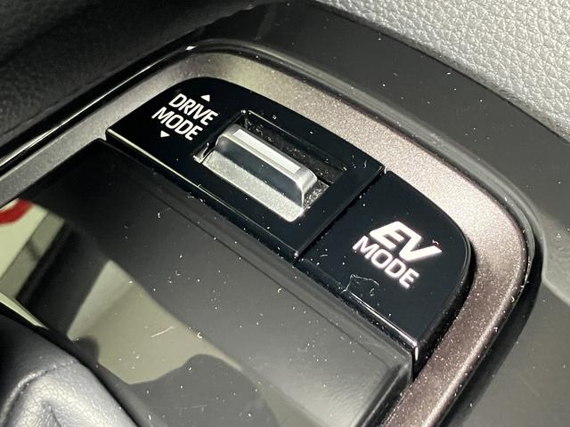 カローラツーリングハイブリッド ダブルバイビー衝突被害軽減ブレーキシステム ドラレコ Bカメラ USB接続端子 クルーズコントロール ディスプレイオーディオ ステアリングスイッチ Pスタート 電動パーキングブレーキ SOSスイッチ ETC(神奈川県)の中古車