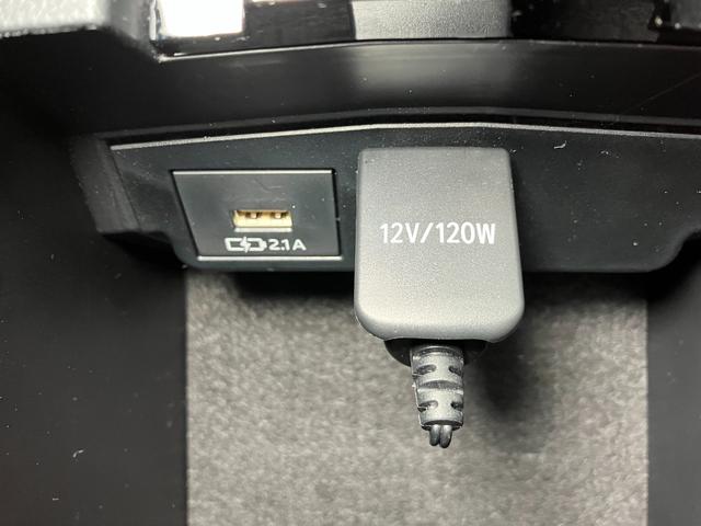 カローラツーリングハイブリッド ダブルバイビー衝突被害軽減ブレーキシステム ドラレコ Bカメラ USB接続端子 クルーズコントロール ディスプレイオーディオ ステアリングスイッチ Pスタート 電動パーキングブレーキ SOSスイッチ ETC(神奈川県)の中古車