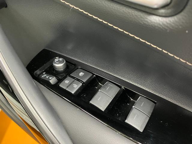 カローラツーリングハイブリッド ダブルバイビー衝突被害軽減ブレーキシステム ドラレコ Bカメラ USB接続端子 クルーズコントロール ディスプレイオーディオ ステアリングスイッチ Pスタート 電動パーキングブレーキ SOSスイッチ ETC(神奈川県)の中古車