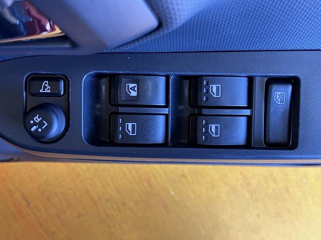 ミライースＸ　リミテッドＳＡIIIサポカーＳワイド適合　ドラレコ　Ｂカメラ　エアコン　コーナーセンサー　ＵＳＢ接続端子　ＥＴＣ　オートハイビーム　アイドリングストップ　誤発進抑制機能　電動格納ミラー　パワーウインドウ　キーレス（神奈川県）の中古車