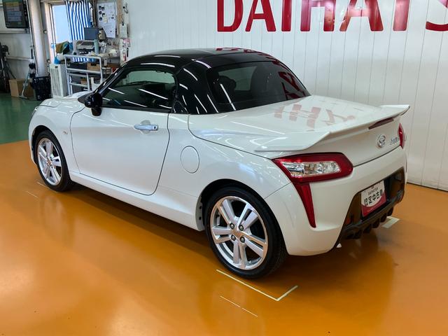 コペンローブ　シーケンシャルウインカーミラーオープンカー　二人乗　アクティブトップ　スポーツシート　ステアリングスイッチ　シートヒーター　Ｐスタート　アイドリングストップ　横滑り防止装置　キーフリー（神奈川県）の中古車