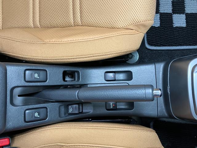 コペンローブ　シーケンシャルウインカーミラーオープンカー　二人乗　アクティブトップ　スポーツシート　ステアリングスイッチ　シートヒーター　Ｐスタート　アイドリングストップ　横滑り防止装置　キーフリー（神奈川県）の中古車