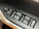 サポカーＳワイド適合　ハイブリッド車　電動パーキングブレーキ　ＵＳＢ接続端子　ステアリングスイッチ　全車速追従機能付ＡＣＣ　シートヒーター　Ｓ−ペダル　コーナーセンサー（神奈川県）の中古車