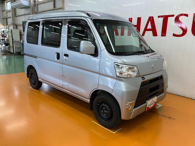 ハイゼットカーゴクルーズ雹害車　４ＷＤ　５ＭＴ　両側スライドドア　Ｂカメラ　ナビ　エアコン　アイドリングストップ　電動格納ミラー　パワーウインドウ　ＥＴＣ　スタッドレスタイヤ　キーレス（神奈川県）の中古車