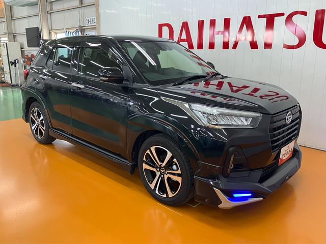 ロッキープレミアムサポカーＳワイド適合　ドラレコ　パノラマモニター対応　ブラインドスポットモニター　ＵＳＢ接続端子　ステアリングスイッチ　全車速追従機能付ＡＣＣ　シートヒーター　コーナーセンサー　ＥＴＣ　キーフリー（神奈川県）の中古車