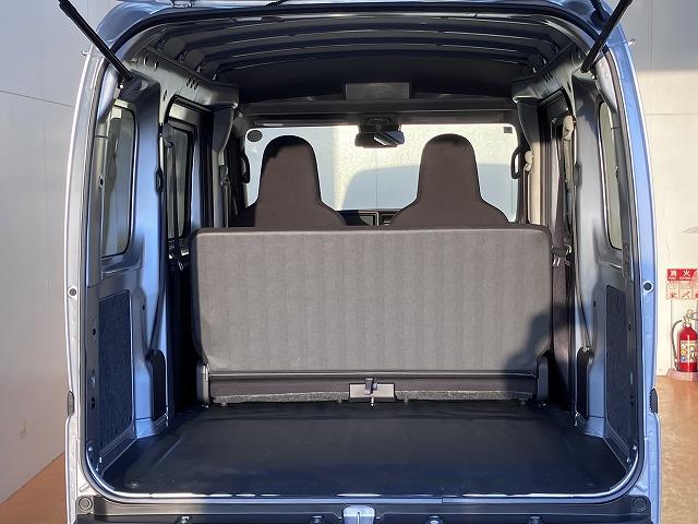 ハイゼットカーゴＤＸサポカーＳワイド適合　ディスプレイオーディオ　エアコン　アクセサリーソケット　コーナーセンサー　アイドリングストップ　光軸調整ダイヤル　横滑り防止機能　誤発進抑制機能　パワーウインドウ　キーレス（神奈川県）の中古車