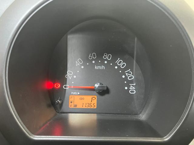 ハイゼットカーゴＤＸ両側スライドドア　ラジオ　エアコン　光軸調整ダイヤル　リアウィンドウデフォッガー　ＥＴＣ　パワーウインドウ　パワーステアリング　キーレス（神奈川県）の中古車