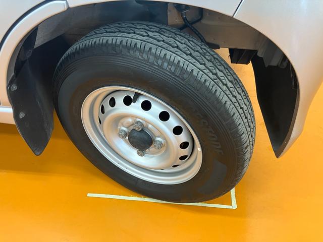 ハイゼットカーゴＤＸ両側スライドドア　ラジオ　エアコン　光軸調整ダイヤル　リアウィンドウデフォッガー　ＥＴＣ　パワーウインドウ　パワーステアリング　キーレス（神奈川県）の中古車