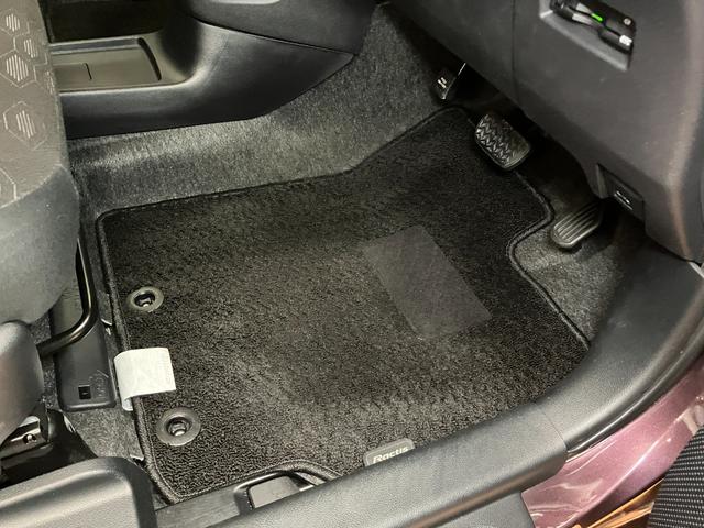 ラクティスＸエアコン　Ｂカメラ　ナビ　電動格納ミラー　パワーウインドウ　横滑り防止装置　光軸調整ダイヤル　ＥＴＣ　キーレス（神奈川県）の中古車