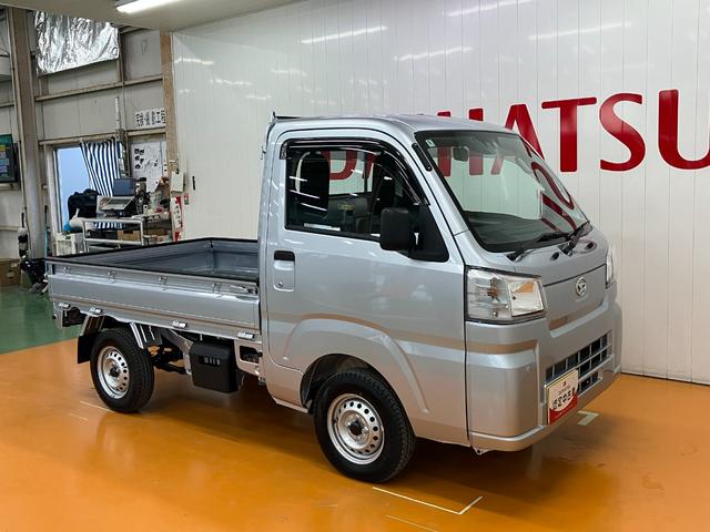 ハイゼットトラックスタンダード４ＷＤ　サポカーＳワイド適合　三方開　ゴムマット　ラジオ　エアコン　光軸調整ダイヤル　コーナーセンサー　アイドリングストップ　横滑り防止機能　誤発進抑制機能　アクセサリーソケット　ＥＴＣ（神奈川県）の中古車