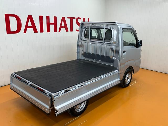 ハイゼットトラックスタンダード４ＷＤ　サポカーＳワイド適合　三方開　ゴムマット　ラジオ　エアコン　光軸調整ダイヤル　コーナーセンサー　アイドリングストップ　横滑り防止機能　誤発進抑制機能　アクセサリーソケット　ＥＴＣ（神奈川県）の中古車