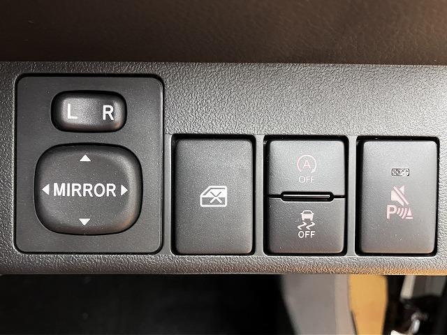 コペンセロ　届け出済み未使用車　オープンカーオープンカー　二人乗　アクティブトップ　シートヒーター　ステアリングスイッチ　Ｐスタート　アイドリングストップ　コーナーセンサー　スポーツシート　キーフリー（神奈川県）の中古車