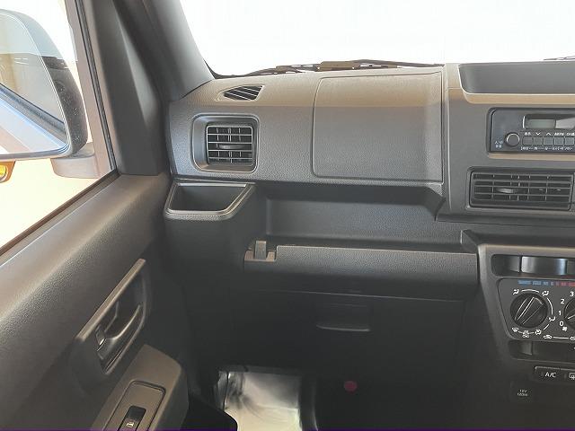 ハイゼットカーゴDXサポカーSワイド適合 ラジオ エアコン アクセサリーソケット コーナーセンサー アイドリングストップ 光軸調整ダイヤル 横滑り防止機能 誤発進抑制機能 パワーウインドウ キーレス(神奈川県)の中古車