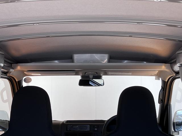 ハイゼットカーゴDXサポカーSワイド適合 ラジオ エアコン アクセサリーソケット コーナーセンサー アイドリングストップ 光軸調整ダイヤル 横滑り防止機能 誤発進抑制機能 パワーウインドウ キーレス(神奈川県)の中古車