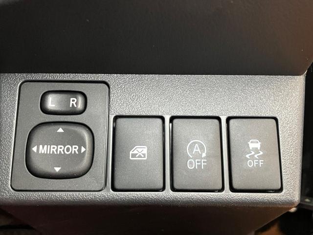 コペンセロ　アクティブトップ・ＣＤチューナー・ＥＴＣオープンカー　二人乗　ステアリングスイッチ　シートヒーター　ステアリングスイッチ　Ｐスタート　ＥＴＣ　アイドリングストップ　ＣＤチューナー　スポーツシート　キーフリー（神奈川県）の中古車