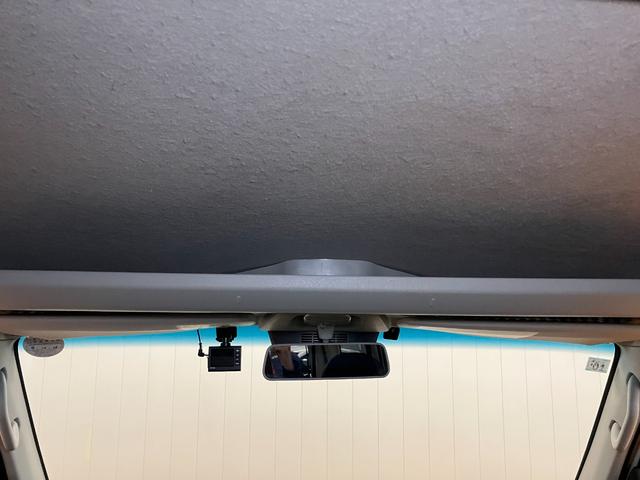 ハイゼットカーゴデラックスＳＡIIIスマアシ　ドラレコ　両側スライドドア　ラジオ　エアコン　アイドリングストップ　オートハイビーム　横滑り防止機能　誤発進抑制機能　光軸調整ダイヤル　ＥＴＣ　電動格納ミラー　キーレス（神奈川県）の中古車