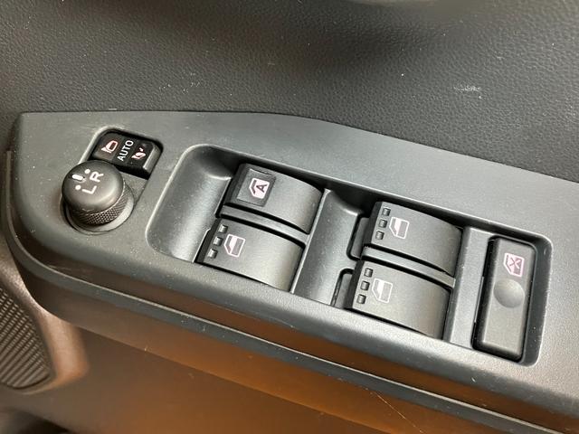 ウェイクＧターボＳＡIIスマアシ　両側オートスライドドア　Ｂカメラ　コーナーセンサー　ラゲージアンダートランク　ステアリングスイッチ　ＵＳＢ接続端子　Ｐスタート　アイドリングストップ　ＥＴＣ　電動格納ミラー　キーフリー（神奈川県）の中古車