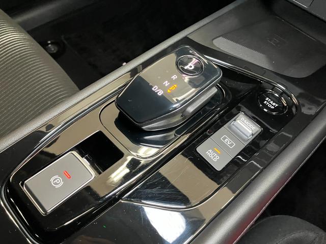 ノートＸ　ＦＯＵＲ　ナビ　ドラレコ　ＥＴＣ　Ｐスタート　キーフリードラレコ　Ｂカメラ　ナビ　パノラマモニター対応　プロパイロット　電動パーキングブレーキ　Ｐスタート　ステアリングヒーター　ＥＴＣ　ブラインドスポットモニター　キーフリー（神奈川県）の中古車