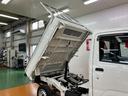 ４ＷＤ　三方開　ゴムマット　電動モーター式ダンプ　　荷台作業灯　ラジオ　エアコン　光軸調整ダイヤル　パワーステアリング（神奈川県）の中古車