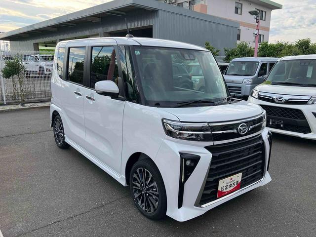 タントカスタムＲＳ　パノラマモニター標準装備！保証　１年間・距離無制限付き・　走行距離１５ｋｍ・　ＣＤチューナー　パノラマモニター　両側電動スライドドア　電動パーキング　シートヒーター　、ＬＥＤヘッドライト　１５インチアルミホイール　スマートキー（東京都）の中古車