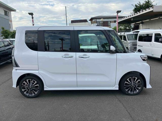 タントカスタムＲＳ　パノラマモニター標準装備！保証　１年間・距離無制限付き・　走行距離１５ｋｍ・　ＣＤチューナー　パノラマモニター　両側電動スライドドア　電動パーキング　シートヒーター　、ＬＥＤヘッドライト　１５インチアルミホイール　スマートキー（東京都）の中古車