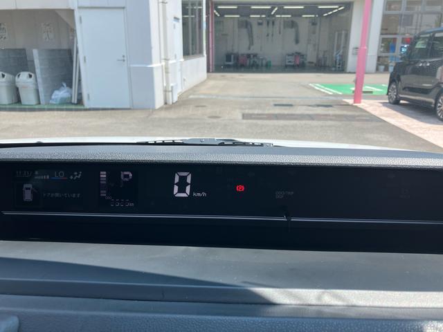 タントファンクロスターボ　パノラマモニター標準装備！！保証　１年間・距離無制限付き　走行距離２，６２８ｋｍ・　ＣＤチューナー　パノラマモニター　両側電動スライドドア　ＬＥＤヘッドライト　オートライト　オートハイビーム　シートヒーター　電動パーキング（東京都）の中古車