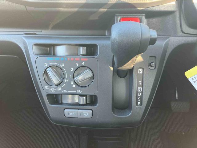 ミライースL SAIII 前後コーナーセンサー標準装備!!保証 新車保証・まごころ保証1年間・走行距離無制限付・走行距離2104km CDチューナー 前後コーナーセンサー マニュアルエアコン パワーウィンドウ オートライト アイドルストップ オートハイビーム(東京都)の中古車