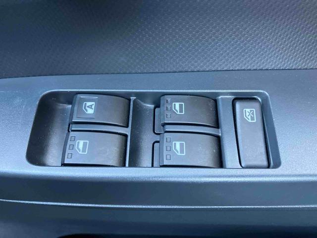 ミライースL SAIII 前後コーナーセンサー標準装備!!保証 新車保証・まごころ保証1年間・走行距離無制限付・走行距離2104km CDチューナー 前後コーナーセンサー マニュアルエアコン パワーウィンドウ オートライト アイドルストップ オートハイビーム(東京都)の中古車