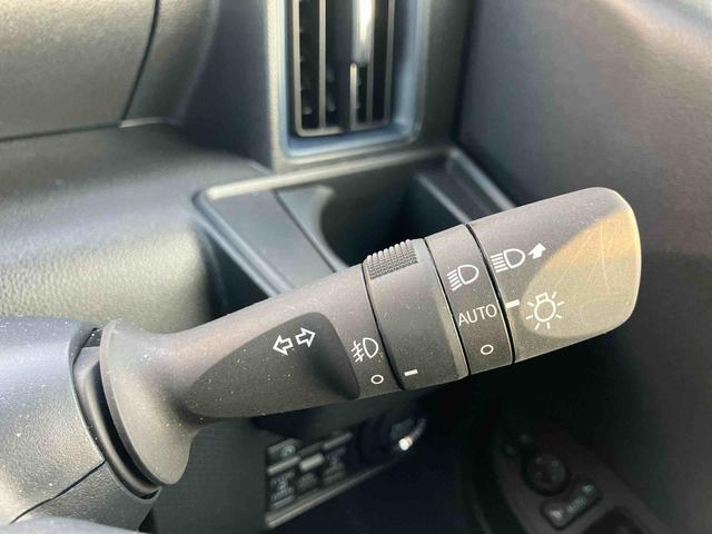 タントカスタムＲＳ　パノラマモニター標準装備！！保証　新車保証・まごころ保証　１年間・走行距離無制限付き　ＣＤチューナー　パノラマモニター　電動パーキング　１５インチアルミホイール　シートヒーター　両側電動スライドドア　オートハイビーム（東京都）の中古車