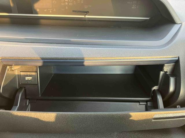 タントカスタムＲＳ　パノラマモニター標準装備！！保証　新車保証・まごころ保証　１年間・走行距離無制限付き　ＣＤチューナー　パノラマモニター　電動パーキング　１５インチアルミホイール　シートヒーター　両側電動スライドドア　オートハイビーム（東京都）の中古車