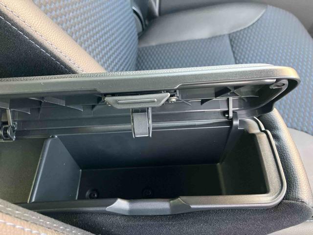 タントカスタムＲＳ　パノラマモニター標準装備！！保証　新車保証・まごころ保証　１年間・走行距離無制限付き　ＣＤチューナー　パノラマモニター　電動パーキング　１５インチアルミホイール　シートヒーター　両側電動スライドドア　オートハイビーム（東京都）の中古車