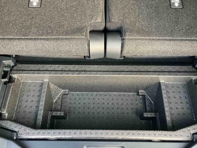 タントカスタムＲＳ　パノラマモニター標準装備！！保証　新車保証・まごころ保証　１年間・走行距離無制限付き　ＣＤチューナー　パノラマモニター　電動パーキング　１５インチアルミホイール　シートヒーター　両側電動スライドドア　オートハイビーム（東京都）の中古車