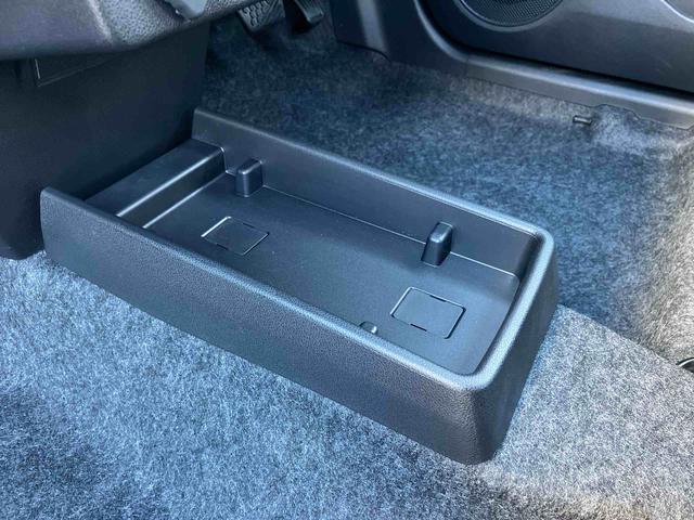 ミライースL SAIII 前後コーナーセンサー搭載!!保証 新車保証・まごころ保証 1年間・走行距離無制限付き 走行距離1046km マニュアルエアコン パワーウィンドウ アイドリングストップ 前後コーナーセンサー キーレスエントリー オートライト(東京都)の中古車