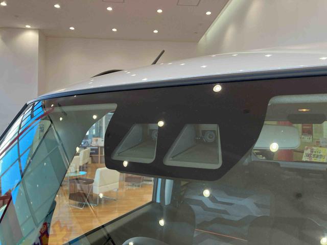 タントファンクロスターボ　パノラマモニター標準装備！！保証　新車保証・まごころ保証　１年間・走行距離無制限付き・　走行距離１０ｋｍ　オーディオレス　パノラマモニター　両側電動スライドドア　１５インチアルミホイール　電動パーキング　オートハイビーム（東京都）の中古車