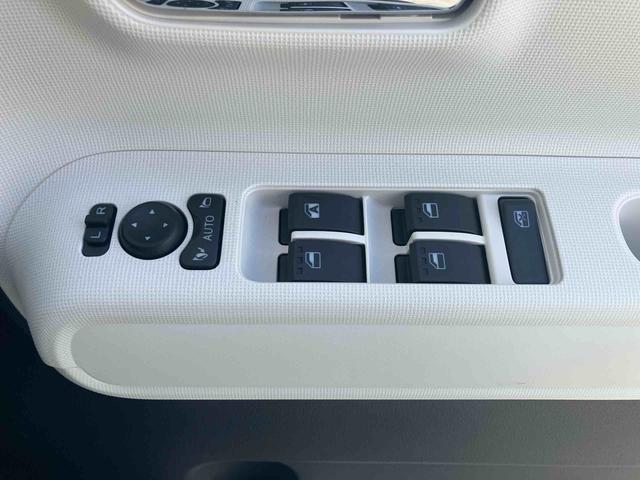 ムーヴキャンバスストライプスＧ　ナビ、ＥＴＣ装備車！保証　新車保証・まごころ保証　１年間・走行距離無制限付き　走行距離４２１１ｋｍ　７インチ純正ナビ、バックカメラ、ＥＴＣ、両側電動スライドドア　シートヒーター　ＬＥＤヘッドライト　ドライブレコーダー（東京都）の中古車