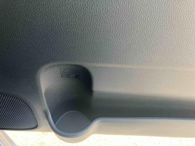 ムーヴキャンバスストライプスＧ　ナビ、ＥＴＣ装備車！保証　新車保証・まごころ保証　１年間・走行距離無制限付き　走行距離４２１１ｋｍ　７インチ純正ナビ、バックカメラ、ＥＴＣ、両側電動スライドドア　シートヒーター　ＬＥＤヘッドライト　ドライブレコーダー（東京都）の中古車