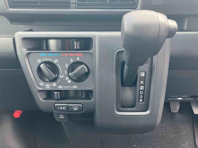 ハイゼットカーゴクルーズターボ　　届け出済み未使用車保証　新車保証・まごころ保証　１年間・走行距離無制限付き　走行距離１０ｋｍ　６．８インチスマホ連携ディスプレイオーディオ　バックモニター　電動格納ミラー　スマートキー　オーバーヘッドシェルフ（東京都）の中古車