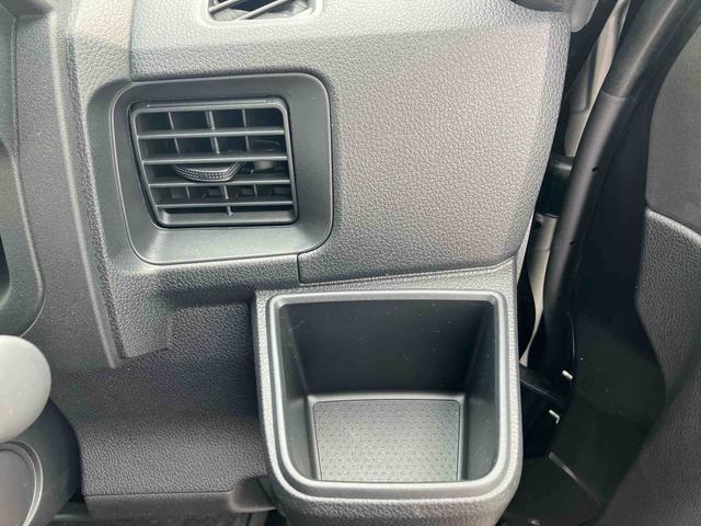 ハイゼットカーゴクルーズターボ　　届け出済み未使用車保証　新車保証・まごころ保証　１年間・走行距離無制限付き　走行距離１０ｋｍ　６．８インチスマホ連携ディスプレイオーディオ　バックモニター　電動格納ミラー　スマートキー　オーバーヘッドシェルフ（東京都）の中古車