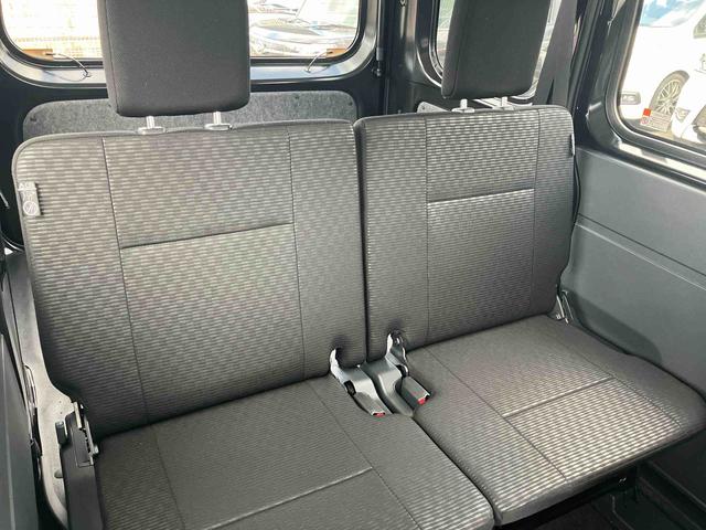 ハイゼットカーゴクルーズターボ　　届け出済み未使用車保証　新車保証・まごころ保証　１年間・走行距離無制限付き　走行距離１０ｋｍ　６．８インチスマホ連携ディスプレイオーディオ　バックモニター　電動格納ミラー　スマートキー　オーバーヘッドシェルフ（東京都）の中古車