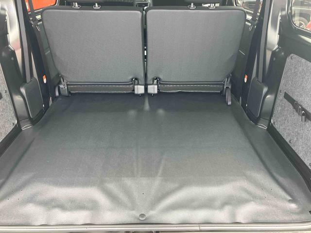 ハイゼットカーゴクルーズターボ　　届け出済み未使用車保証　新車保証・まごころ保証　１年間・走行距離無制限付き　走行距離１０ｋｍ　６．８インチスマホ連携ディスプレイオーディオ　バックモニター　電動格納ミラー　スマートキー　オーバーヘッドシェルフ（東京都）の中古車