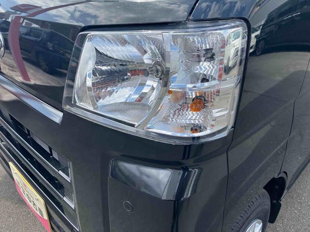 ハイゼットカーゴクルーズターボ　　届け出済み未使用車保証　新車保証・まごころ保証　１年間・走行距離無制限付き　走行距離１０ｋｍ　６．８インチスマホ連携ディスプレイオーディオ　バックモニター　電動格納ミラー　スマートキー　オーバーヘッドシェルフ（東京都）の中古車