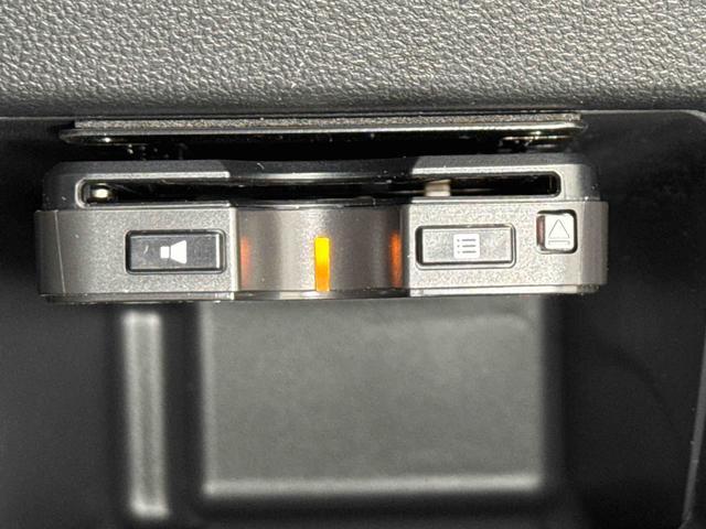 タントカスタムRS トップエディションVS SAIII 8ナビ搭載保証 まごころ保証 1年間・走行距離無制限付き 走行距離44,308km 8インチ純正ナビゲーション パノラマモニター ドライブレコーダー ETC LEDヘッドライト 15インチアルミホイール(東京都)の中古車