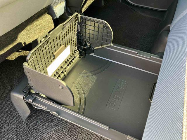 ムーヴキャンバスストライプスＧ　７インチナビ　ドラレコ　ＥＴＣ搭載！！保証　１年間・距離無制限付き　走行距離３３１８ｋｍ　７インチ純正ナビゲーション　バックモニター　前後ドライブレコーダー　ＥＴＣ　ＬＥＤヘッドライト　両側電動スライドドア　電動パーキング　オートライト（東京都）の中古車