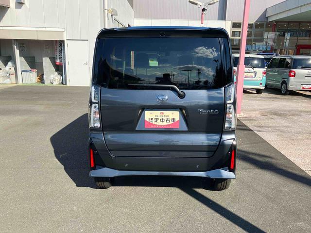 タントカスタムRSリミテッド 届け出済み未使用車!保証 新車保証・まごころ保証 1年間・走行距離無制限付き・届け出済み未使用車・走行距離6km オーディオレス パノラマカメラ装備・アダプティブクルーズコントロール付き 15インチアルミホイール(東京都)の中古車