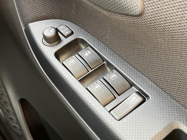 ムーヴＸリミテッドII　ＳＡIII　シートヒーター　キーフリー保証１年距離無制限付き　バックカメラ・ＣＤステレオ・オートエアコン・プッシュボタンスターター（東京都）の中古車