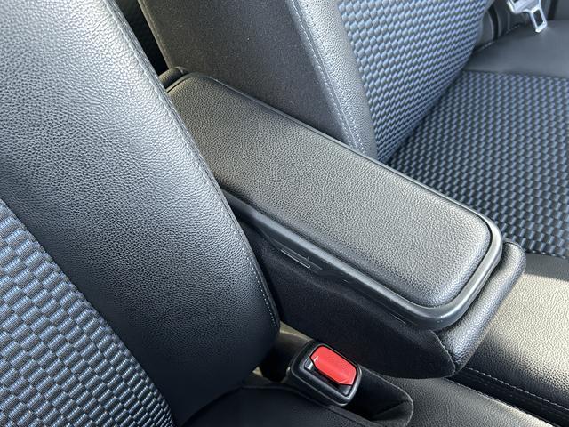 タントカスタムＲＳ　純正ナビ　ＥＴＣ車載器　ドライブレコーダー保証１年間距離無制限付き　純正ナビゲーション　ＥＴＣ車載器　ドライブレコーダー　ＵＳＢ電源ソケット　Ｂｌｕｅｔｏｏｔｈ接続　バックカメラ　運転席シートリフター　キーフリーシステム　シートヒーター（東京都）の中古車