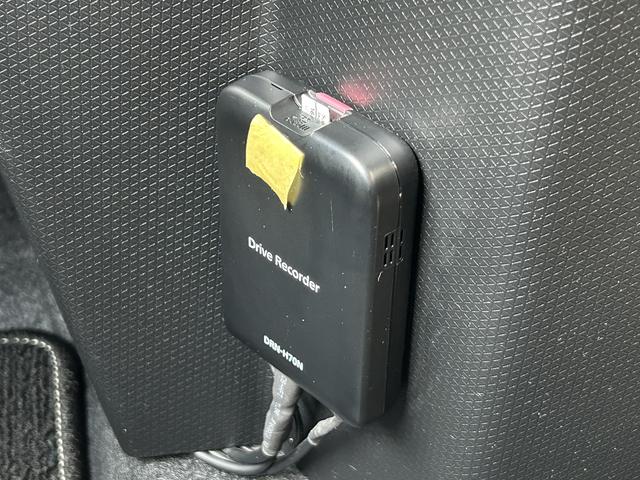 タントカスタムＸセレクション　ナビ　ＥＴＣ　ドライブレコーダー保証１年間距離無制限付き　純正ナビゲーション　ＥＴＣ車載器　ドライブレコーダー　ＵＳＢ電源ソケット　Ｂｌｕｅｔｏｏｔｈ接続　パノラマモニター　運転席シートリフター　キーフリーシステム　シートヒーター（東京都）の中古車