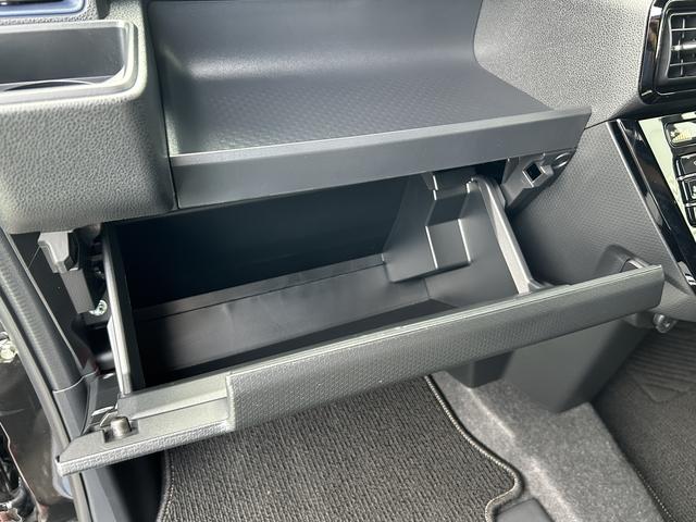 タントカスタムＲＳ保証　新車保証・まごころ保証　１年間・走行距離無制限付き（東京都）の中古車