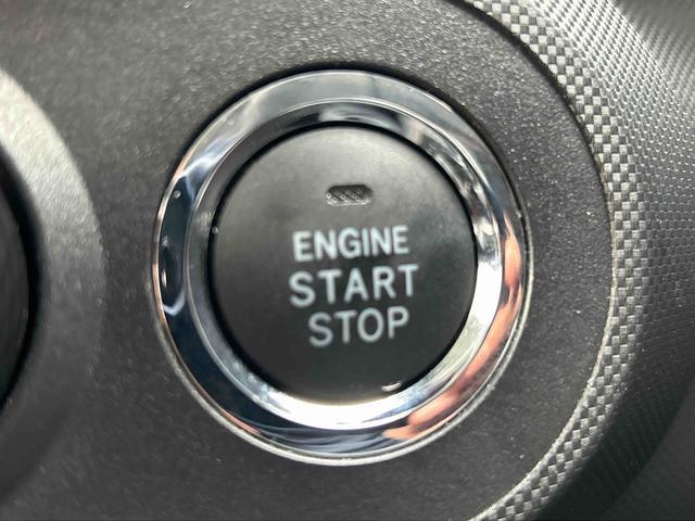 ロッキープレミアム　純正ナビ　ＥＴＣ車載器　クルーズコントロール保証１年間距離無制限付き　ＵＳＢ電源ソケット　ＥＴＣ　パノラマモニター　純正ナビゲーション　キーフリーシステム　アルミホイール　Ｂｌｕｅｔｏｏｔｈ接続　オートライト　ラゲージアンダートランク（東京都）の中古車